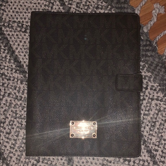 Michael Kors Other - Michael Kors IPad case